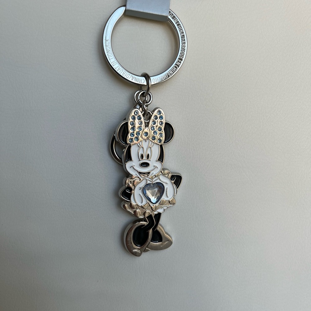 Disney Silver Minnie Mouse December Birth Stone Keychain